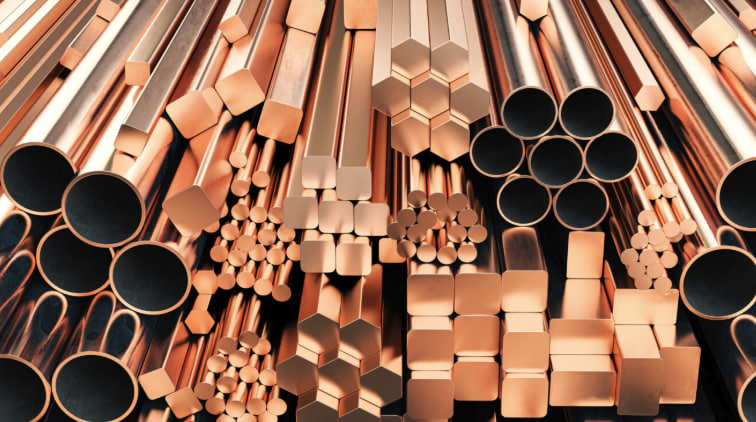 (铜期货app)全球疯抢铜！ LME铜价首破1.2万美元今年狂飙37%