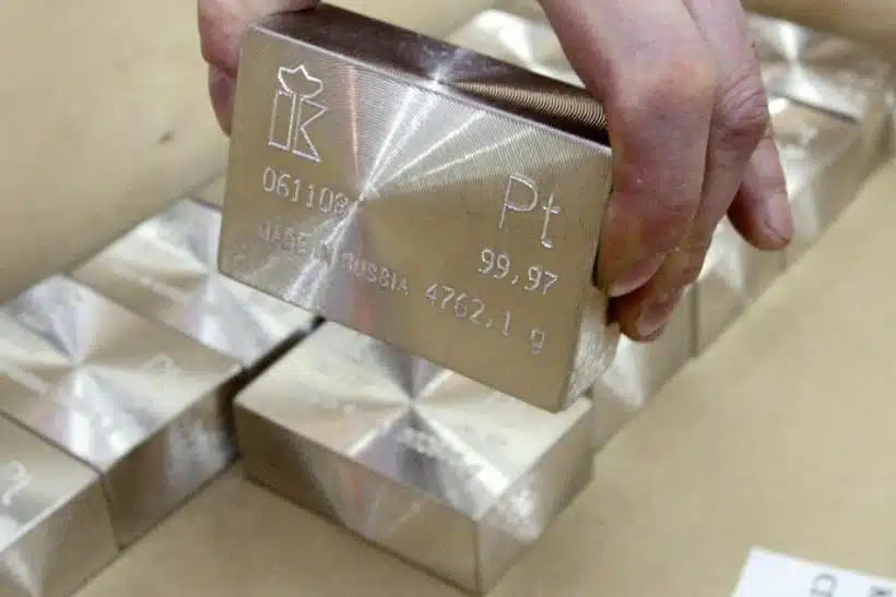 铂金期货早盘为何突然暴涨5%？氢能技术预期真的引爆了市场吗？