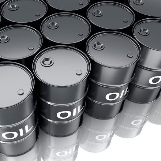 (能源期货直播间)地缘政治与供应过剩拉锯原油多空交错市场观望油价持平